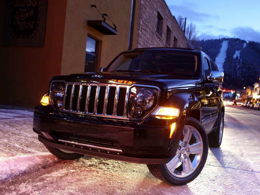  Jeep Liberty Jet 2010 года  (фото 4 из 13)